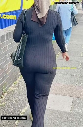 exoticcandids.com / reel Nude Leaks Photo 2