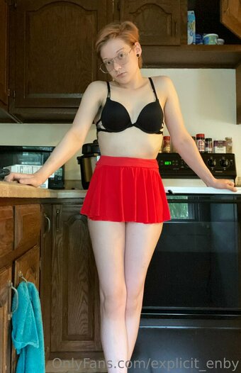 explicit_enby Nude Leaks Photo 8