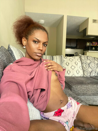 explicitlyarmani Nude Leaks Photo 14