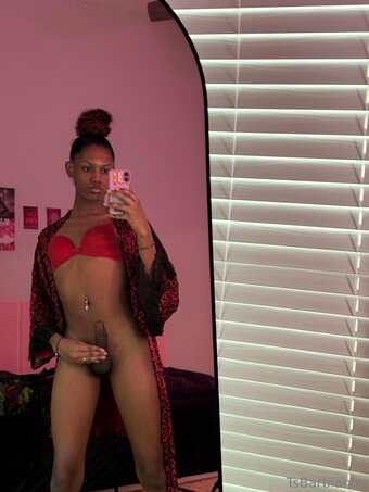 explicitlyarmani Nude Leaks Photo 28