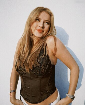 eyFreundin / eyfreundin.official Nude Leaks Photo 17