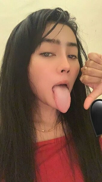 eynymawar Nude Leaks Photo 2