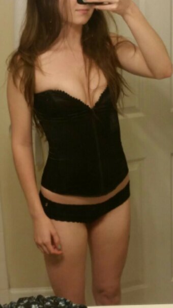 f0xing / algern0ncadwallader / ayaluna / boredlilgirl / cwjcox / f0xed / fr3yafr3ya / m3rchantships / midwestpenpals / missayaluna / parkjeffers0n Nude Leaks OnlyFans Photo 29