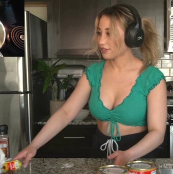 f1elly Nude Leaks Photo 17