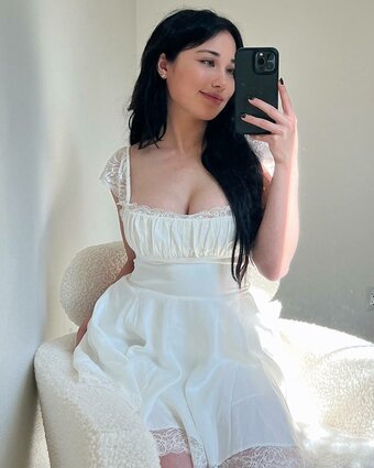 f1elly Nude Leaks Photo 23