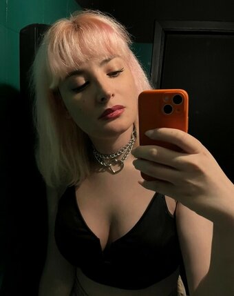 F4micom / F4mi Nude Leaks Photo 13