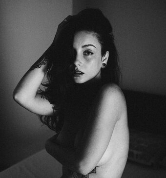 Fabiola / Fabiolaholystone / fabiolavoguel Nude Leaks OnlyFans Photo 12