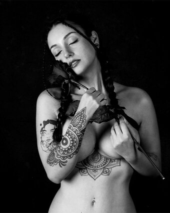 Fabiola / Fabiolaholystone / fabiolavoguel Nude Leaks OnlyFans Photo 13