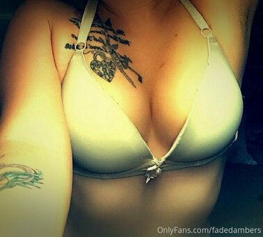 fadedambers Nude Leaks Photo 6