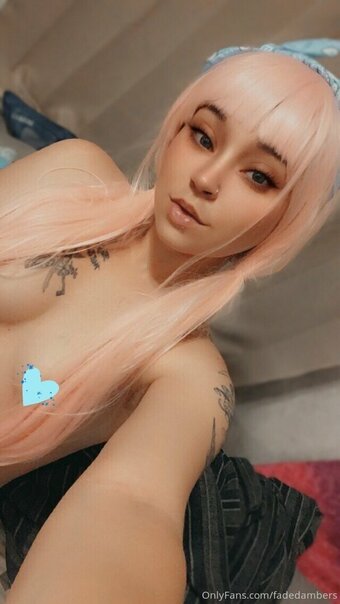 fadedambers Nude Leaks Photo 7