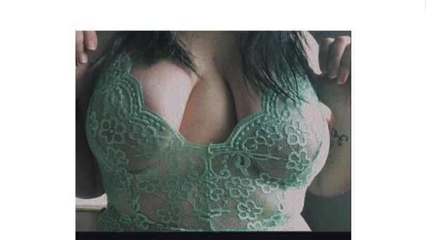 Fae Bae / faethebaee / little_librarienne Nude Leaks OnlyFans Photo 1