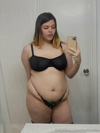 faefeedee Nude Leaks Photo 11
