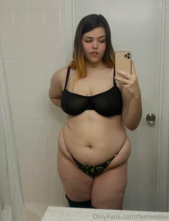 faefeedee Nude Leaks Photo 12