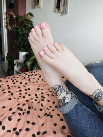faefeet127 / realfaefeet Nude Leaks OnlyFans Photo 12