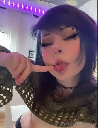 faehecate / faeriespittt Nude Leaks OnlyFans Photo 24