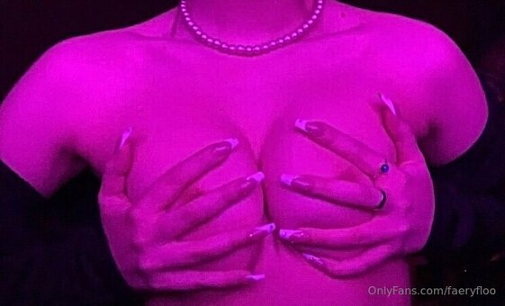 faeryfloo Nude Leaks Photo 15