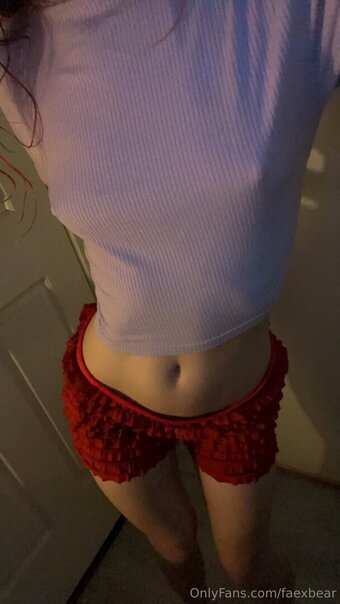 faexbear Nude Leaks Photo 14
