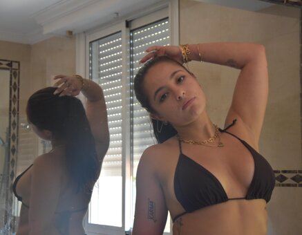 Fafamineuse Nude Leaks Photo 1