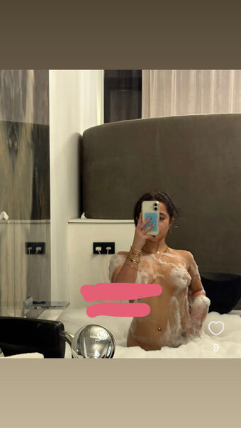 Fafamineuse Nude Leaks Photo 24