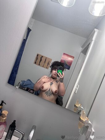 Fairlyodd Nude Leaks Photo 26