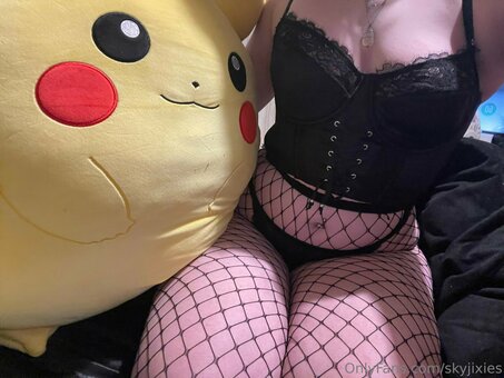 fairyfangsx / Skyla Brown / fairyfangsx... / skyjixies Nude Leaks OnlyFans Photo 22