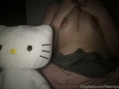 fakenips Nude Leaks Photo 16