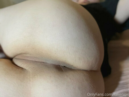 fakenips Nude Leaks Photo 26