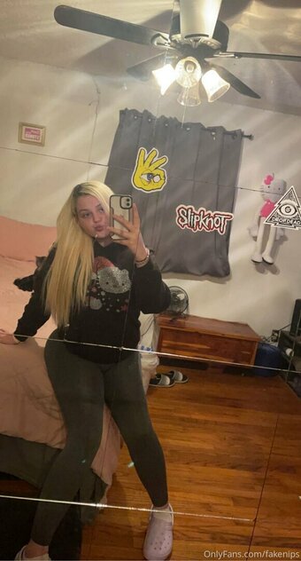 fakenips Nude Leaks Photo 28