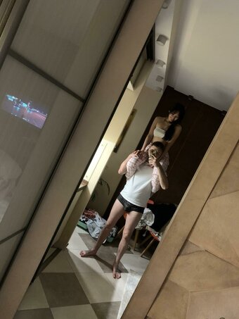 FancyV / FancyVikki / Vixivik / officialfancy.v Nude Leaks OnlyFans Photo 4