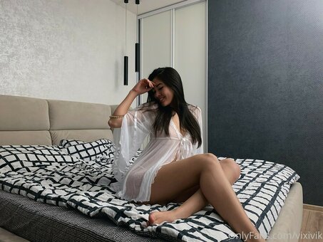 FancyVikki / FancyV / Vixivik Nude Leaks OnlyFans Photo 37