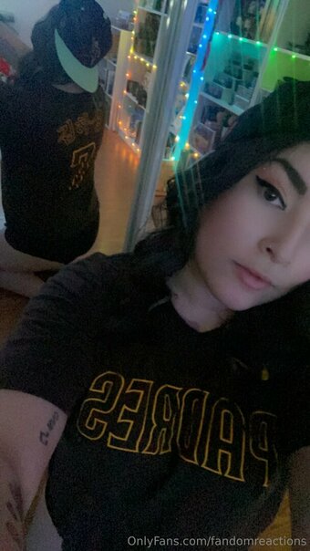 FandomReactions / fandomreactgirls Nude Leaks OnlyFans Photo 8