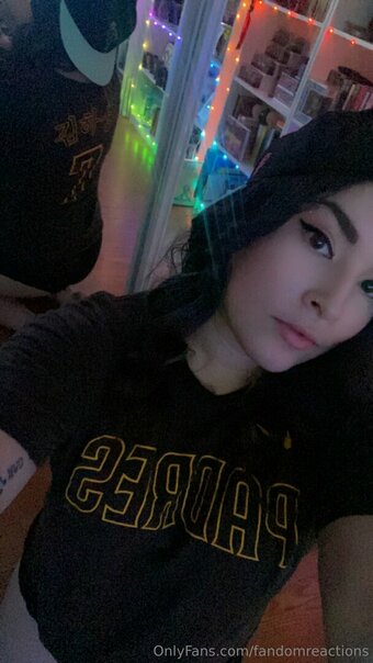 FandomReactions / fandomreactgirls Nude Leaks OnlyFans Photo 9