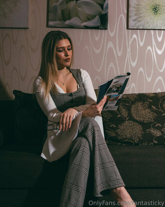 fantasticky Nude Leaks Photo 9