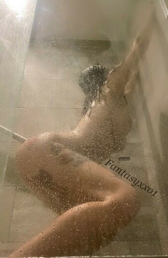 Fantasy Layla / Fantaasy_Love / Fantasyxxo / fantasyxxo1 Nude Leaks OnlyFans Photo 15