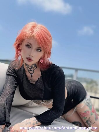 FantomHoney Nude Leaks Photo 10