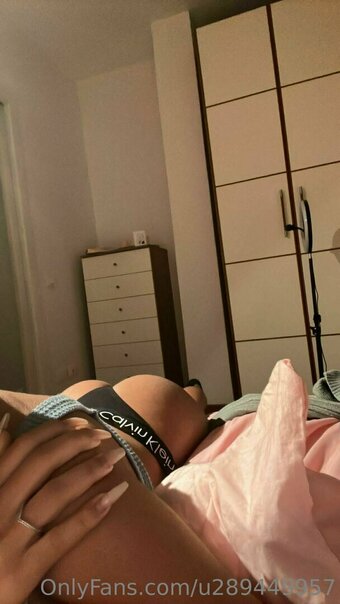farahwebb Nude Leaks Photo 3