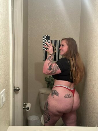 Fatty Kirkpatrick / flawlislawlis / https: / mami__19 Nude Leaks OnlyFans Photo 7