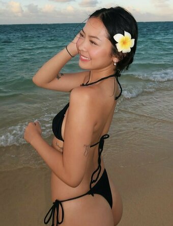 Faustina Vu Nude Leaks Photo 6