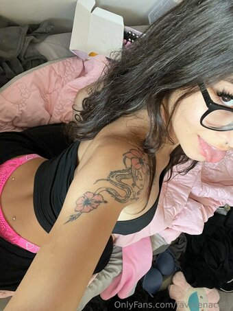 FavmenaceBT / Brienna Taveras Nude Leaks OnlyFans Photo 16