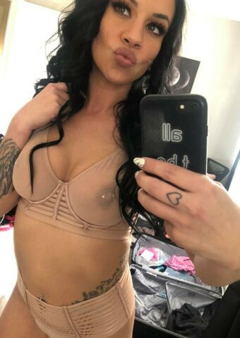 Fayefetish / Faye fetish / fayeefetish Nude Leaks OnlyFans Photo 3