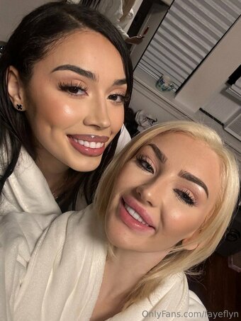 fayeflyn Nude Leaks Photo 13