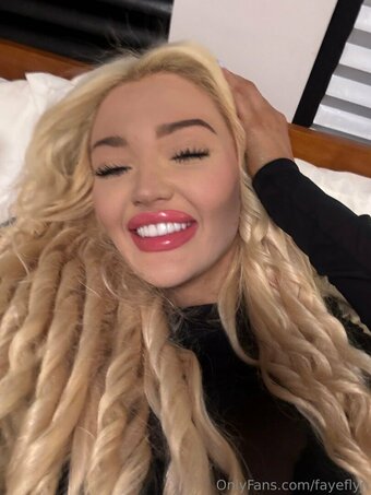 fayeflyn Nude Leaks Photo 23