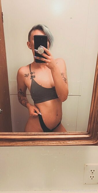 fcassibreee Nude Leaks Photo 13