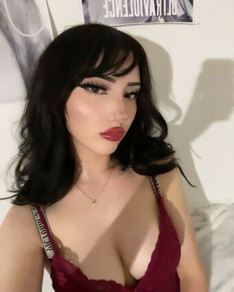 fcknmadelynn fcknmadelynn