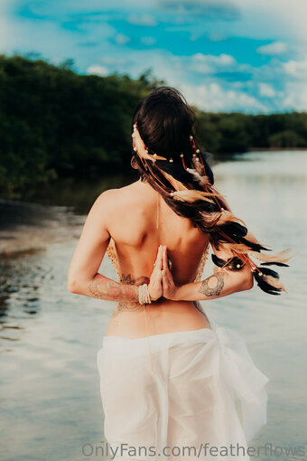 featherflows Nude Leaks Photo 4