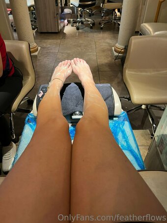 featherflows Nude Leaks Photo 5