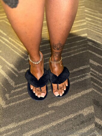 feedmecocoaa Nude Leaks Photo 3