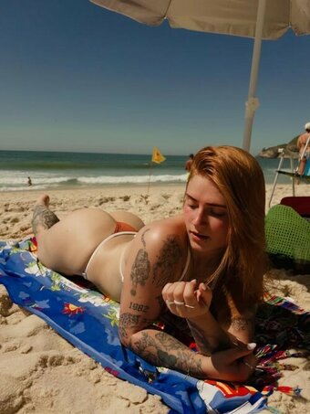 feeh_space / Fernanda Space Nude Leaks Photo 9