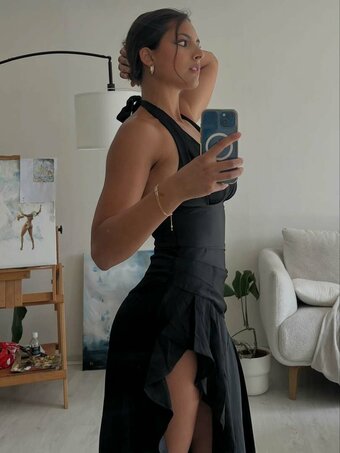 Feilegal Nude Leaks Photo 16