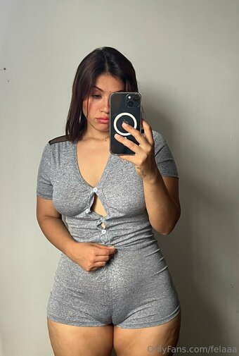 felaaa Nude Leaks Photo 7